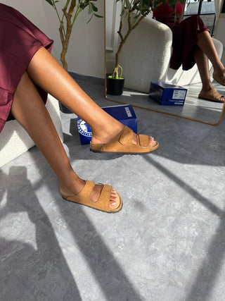 Sybil Birkenstock Slides - Brown