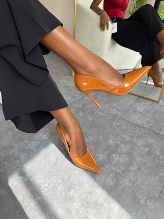 Amara Brown Patent Court Shoes