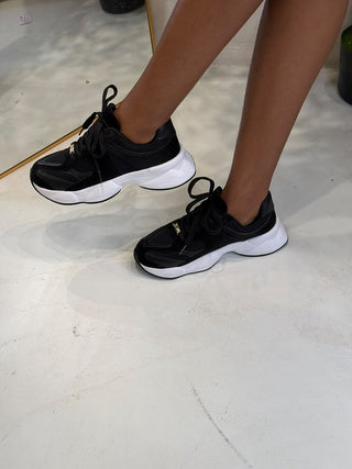 Sofia Black Sneaker