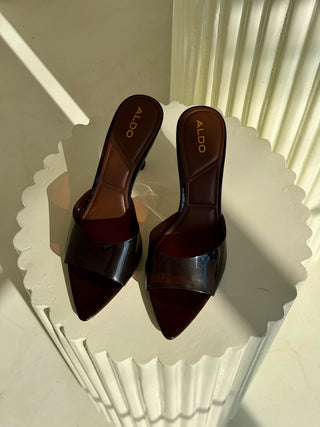 Vera Coffee Pointed-Toe PVC Mules