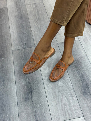 Siwar Brown Mesh Mules