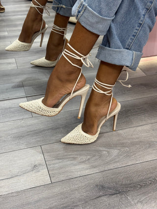 Robbin Beige Pointed Tie up Heels