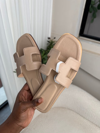 Tracy Beige Slides