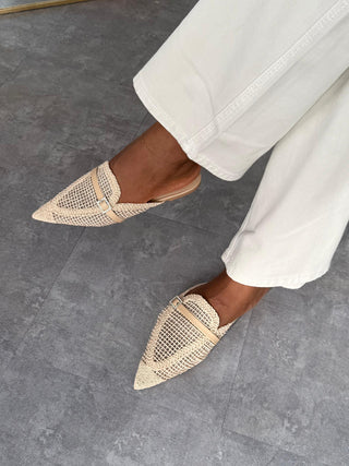 Hasiat Halfshoe Flats - Beige