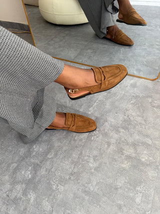 Aubrey Brown Flat Halfshoe Sling