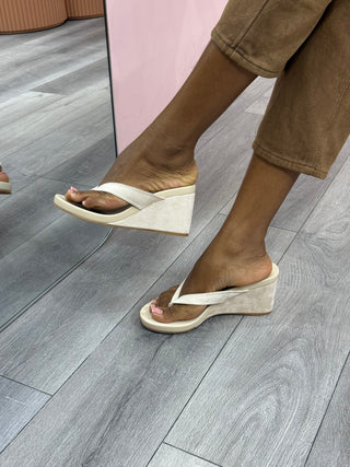 Coutgo Beige Wedge Slippers