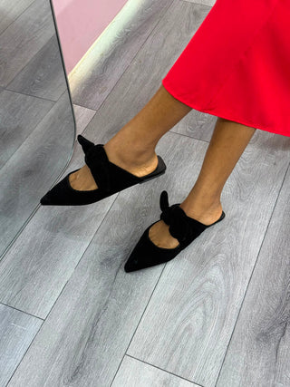 Benita Black Halfshoe flats