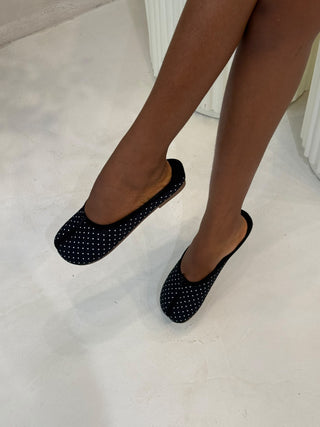 Larissa Tabi Polka Dot Split-Toe Halfshoe Flats - Black