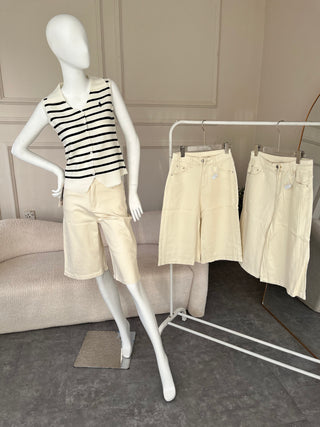 Gardenia White Polo Vest with Black Stripes