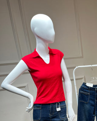 Alder Red Vest with Collar