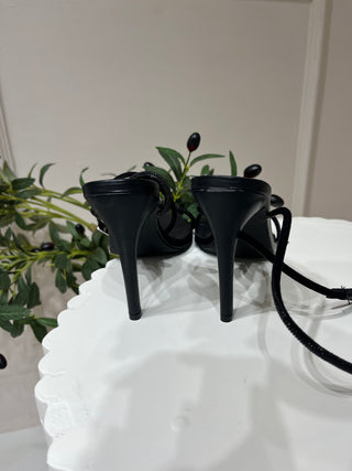 Giselle Ankle Strap Heels - Black (PLEASE READ THE DESCRIPTION ‼️)