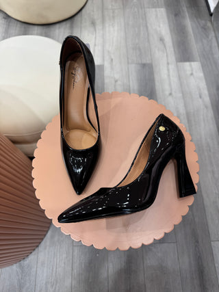 Sheilah Black Glossy Pointed-Toe Block Heels
