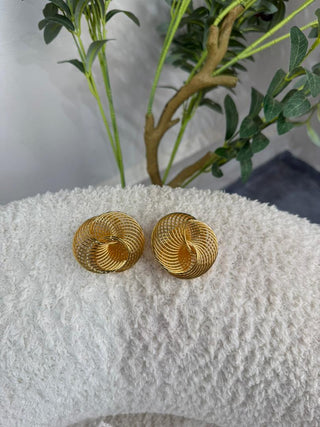 Bella Studs - Gold