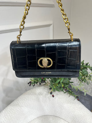 Amari Black Crossbody Bag