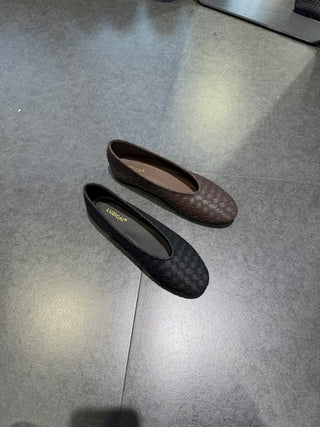 Vania Leather Flats (PRE ORDER)