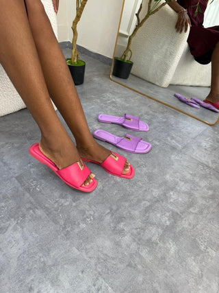 Carelle pink slipper