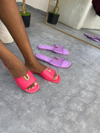Carelle pink slipper