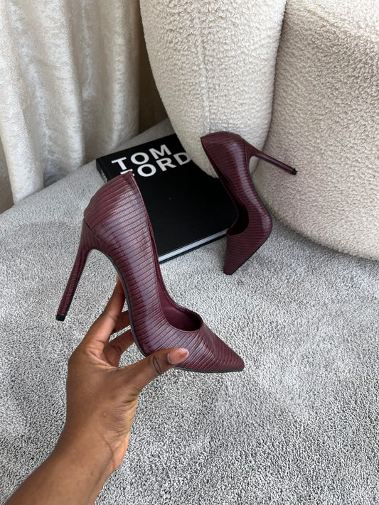 Ava Ribbed Stiletto Court Shoes - Wine